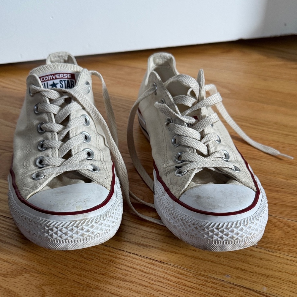 Converse Cream Low-Top Sneakers